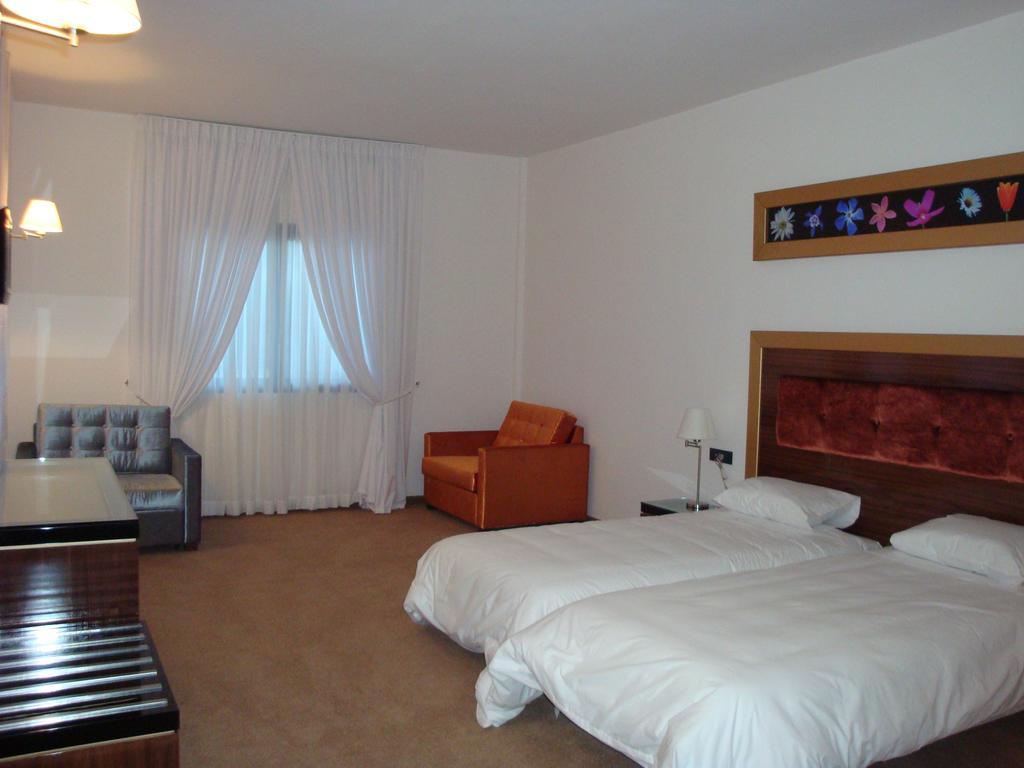 Dovitel Boutique Hotel Ioannina Extérieur photo