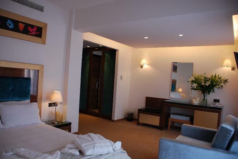 Dovitel Boutique Hotel Ioannina Extérieur photo